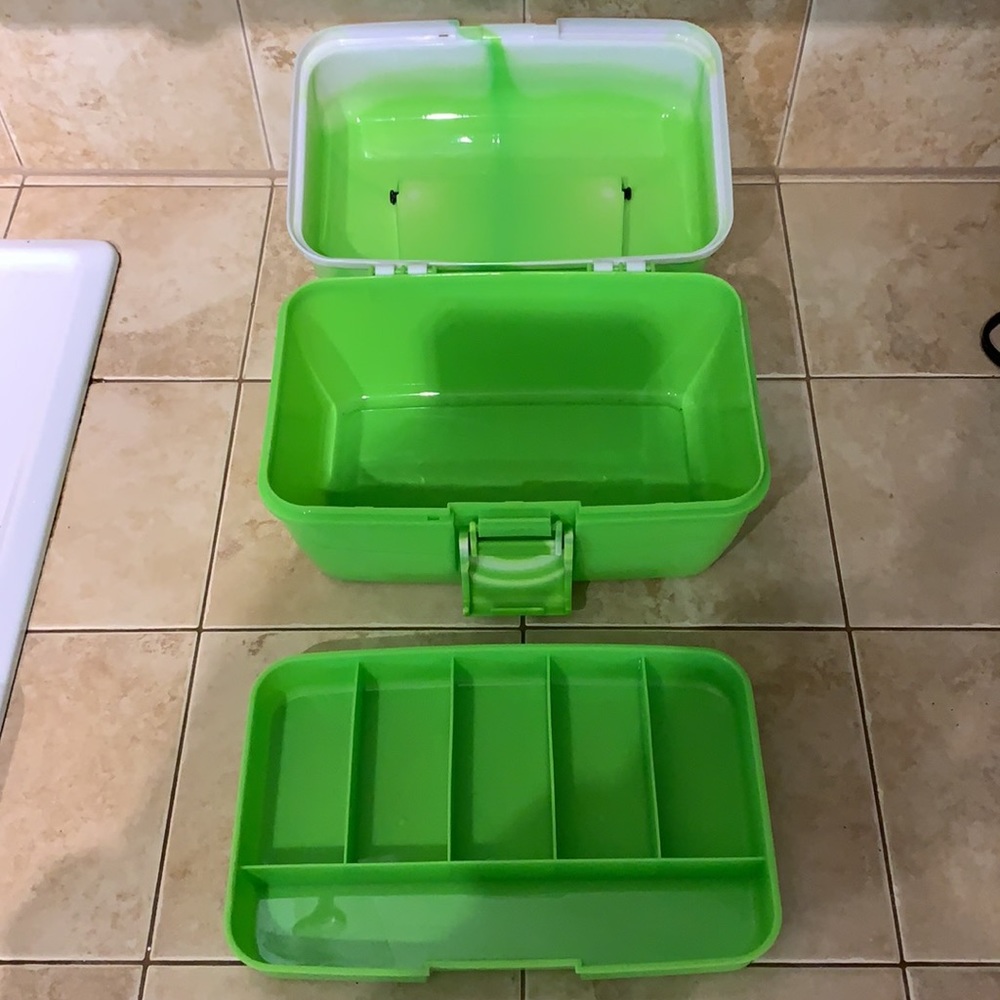Tackle box - Picture 3 of 3